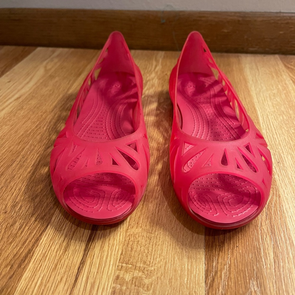 Crocs slip on sandals